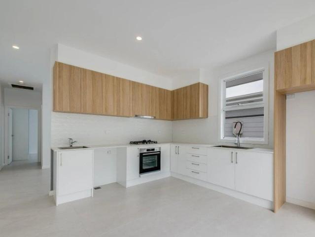 Modern One Bedroom Home with Additional Living Space!