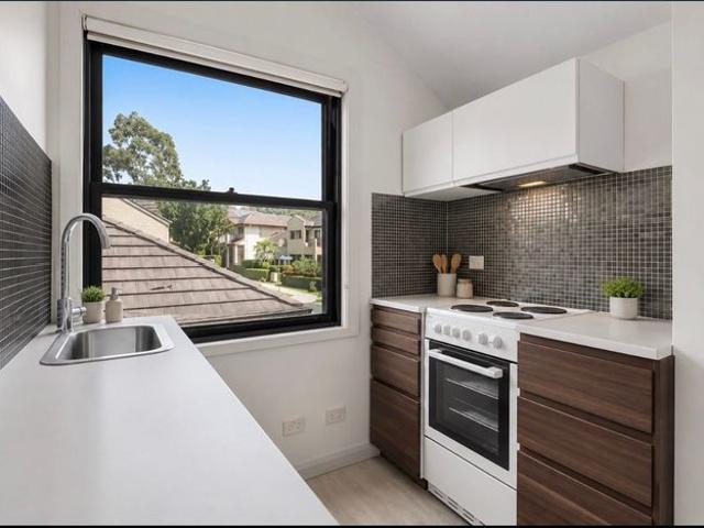 Modern One Bedroom Home in a Convenient Campbelltown Location