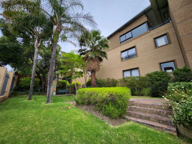 Modern One Bedroom, One Bathroom Apartment to Rent in Ferndale