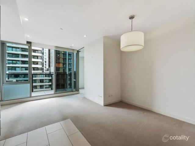 Modern One Bedroom Living in the Prestigious ILK Apartments