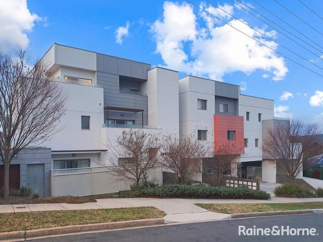Modern one bedroom living with North facing views & investment appeal PRICE REDUCED!