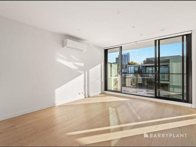 Modern One Bedroom + Study Nook