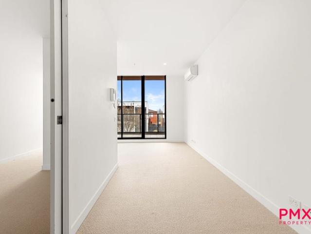 Modern one bedroom PLUS STUDY area no parking