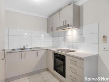 Bonner, Yass Valley, Victoria - Equipped kitchen