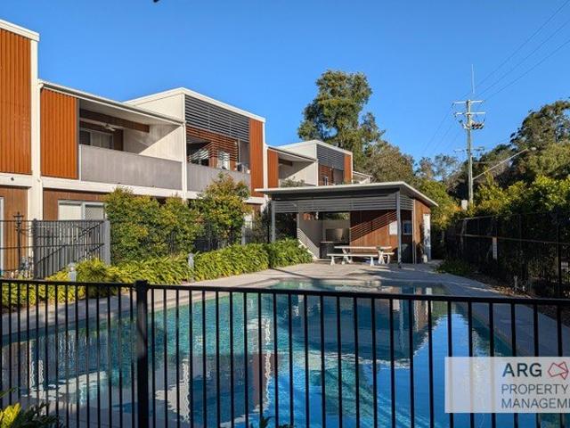 Modern, One Bedroom Townhouse
