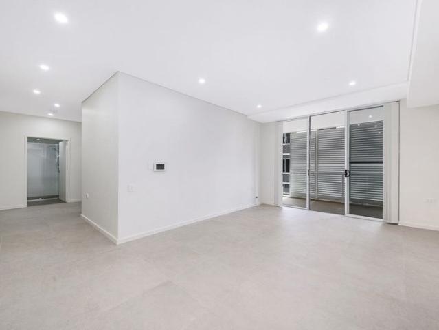 Modern One Bedroom Unit 20% Below Market Rent, Under Affordable Housing