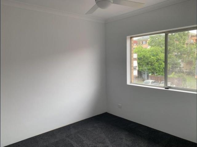 Modern One Bedroom Unit with Secure Garage