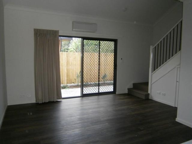 Modern One Bedroom Unit low maintenance