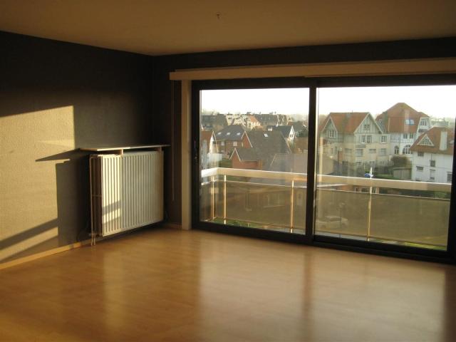 Modern ongemeubeld appartement op jaarbasis