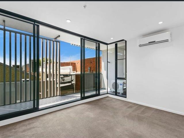 Modern Oakleigh Living in a Prime Hanover Street Location