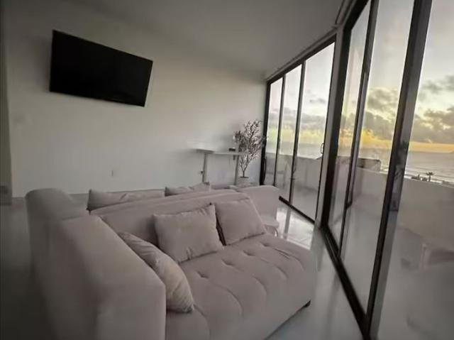 Modern Ocean View View Flat ! Hacienda Del Mar!