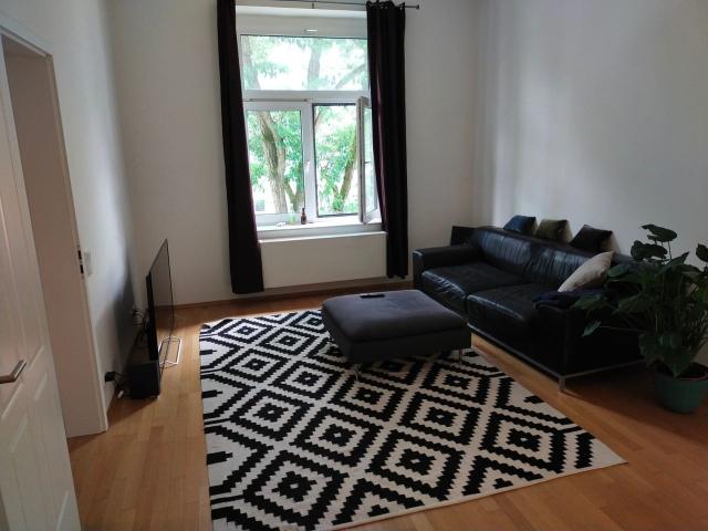 Modern old building apartment in top location in the Lorettoviertel in the heart of Unterbilk, Dusseldorf Amsterdam Apartments for Rent