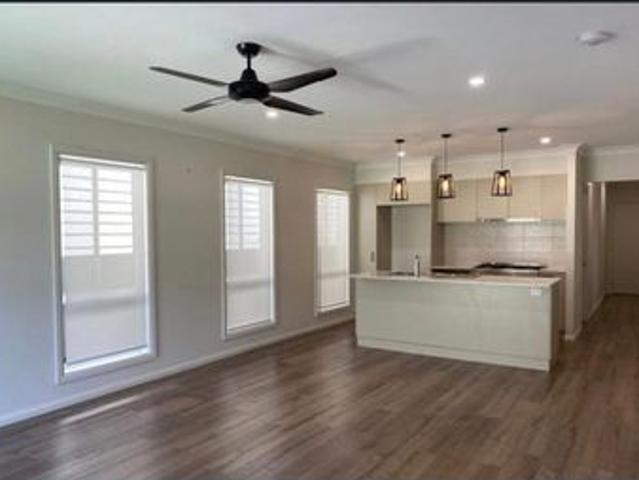Modern & Low Maintenance Family home