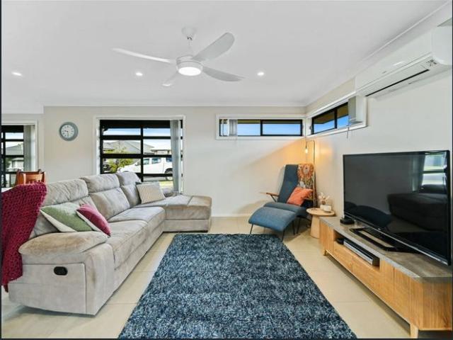 Modern Low Maintenance Family Living in a Convenient Thornton Location