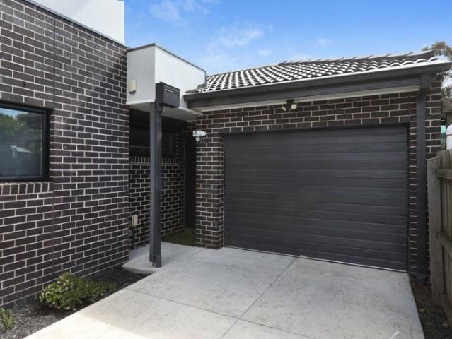 Modern Low Maintenance Home in a Convenient Location!