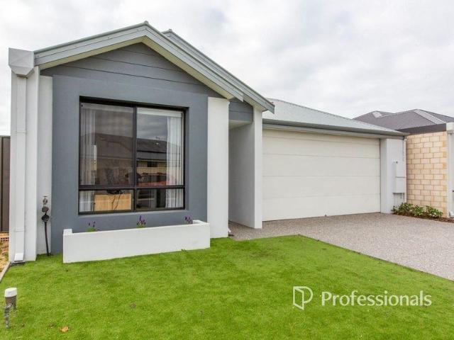 MODERN LOW MAINTENANCE HOME IN SOUGHT AFTER EATON