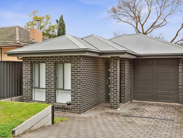 Modern, Low Maintenance Investment in a Convenient Valley View Location