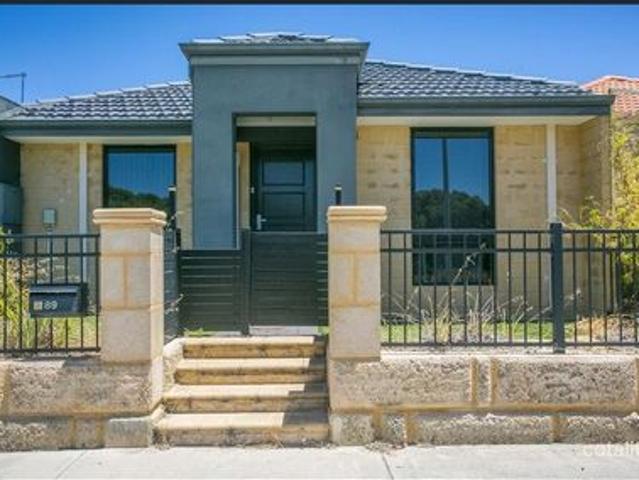 Modern, Low Maintenance Living