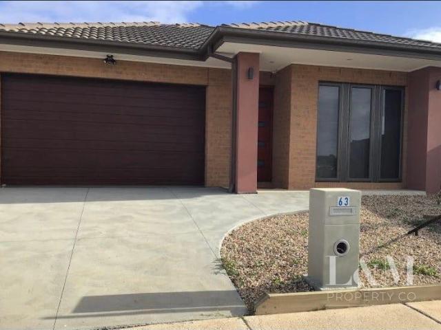 Modern & Low Maintenance Living