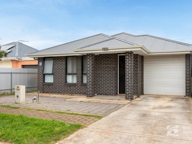 MODERN LOW MAINTENANCE LIVING!
