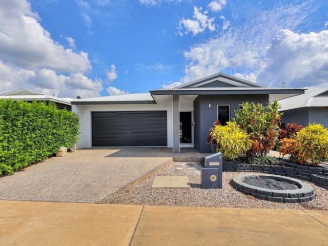 MODERN, LOW MAINTENANCE LIVING