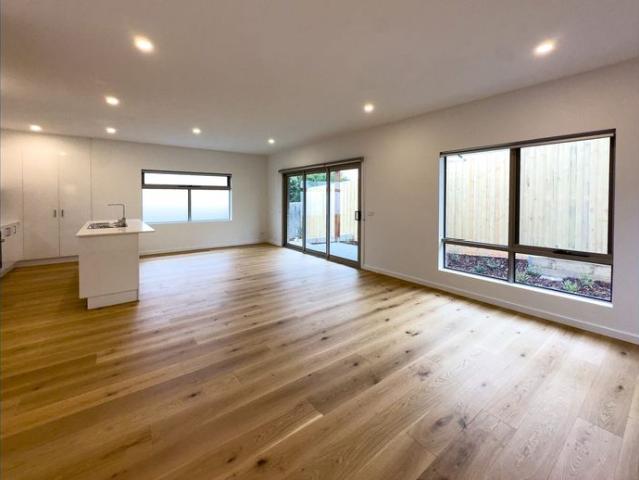 Modern, Low Maintenance Living