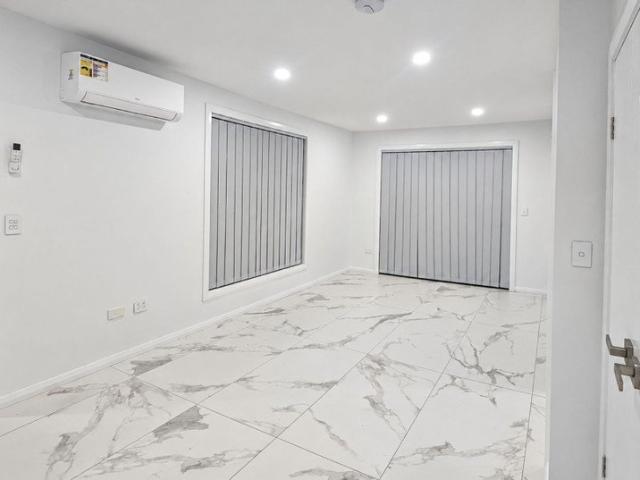 Modern & Low Maintenance Living