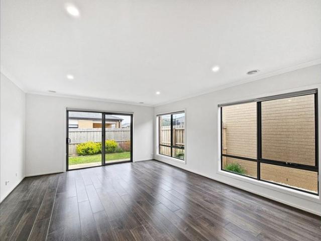 Modern, low maintenance living