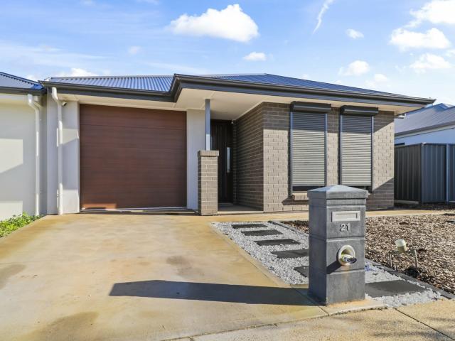Modern, Low Maintenance Living with Solar Savings