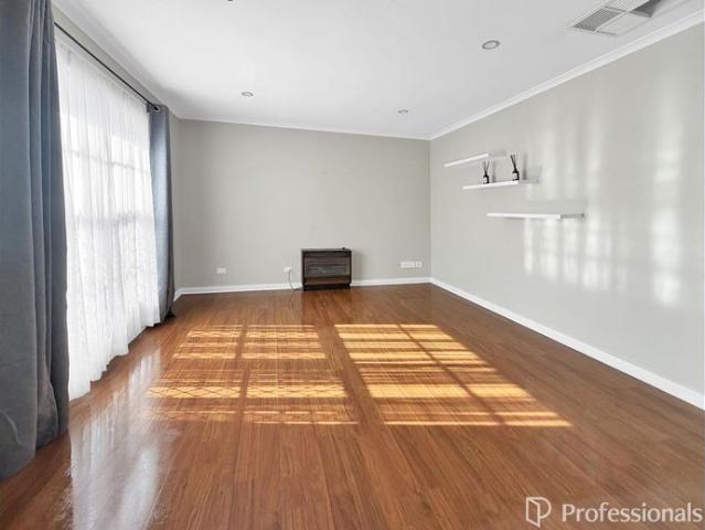 Modern, Low Maintenance Living with Space, Comfort & Convenience