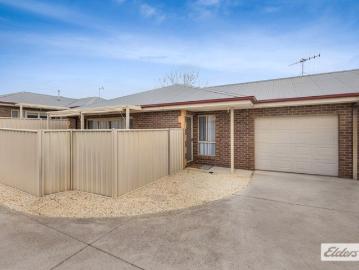 Modern, Low Maintenance Living, Close to It All