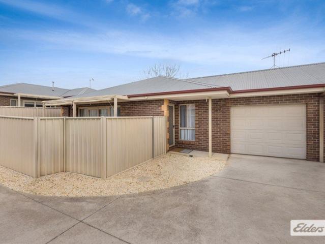 Modern, Low Maintenance Living, Close to It All