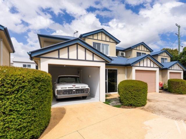 Modern, Low Maintenance Living in the Heart of Cooroy