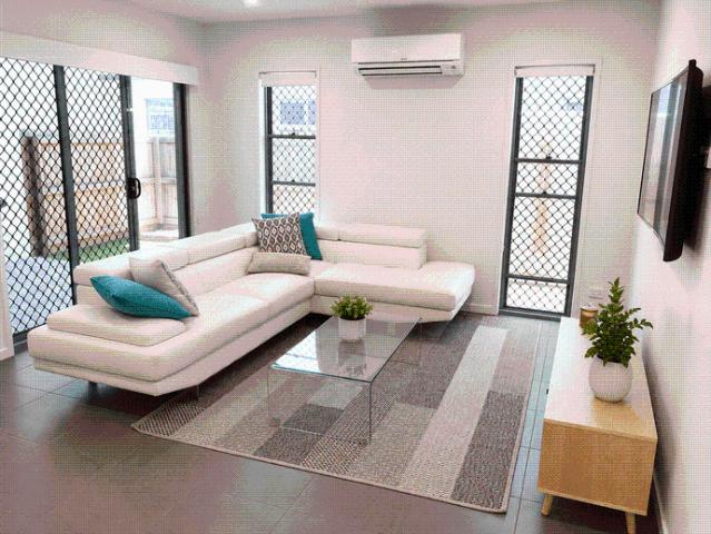 Modern Low Maintenance Living in the Heart of Caloundra West
