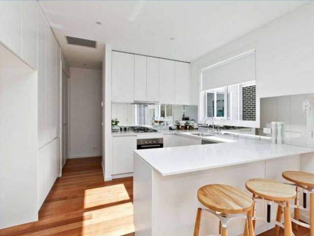 Modern, Low Maintenance Living in the Heart of Altona