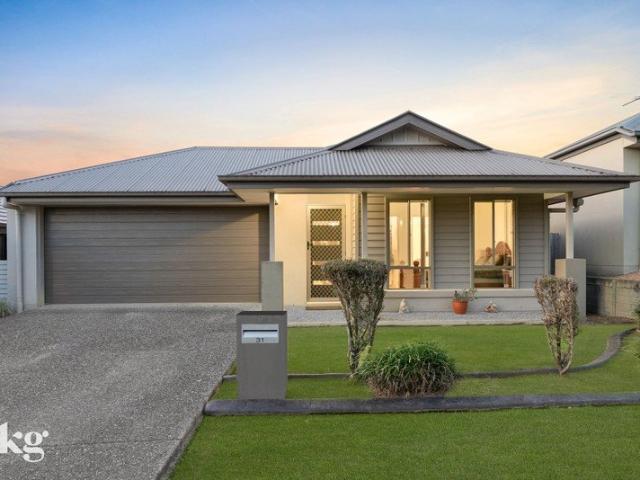 Open Home Cancelled contact Agent Modern, Low Maintenance Living in the Heart of Augustine Heights