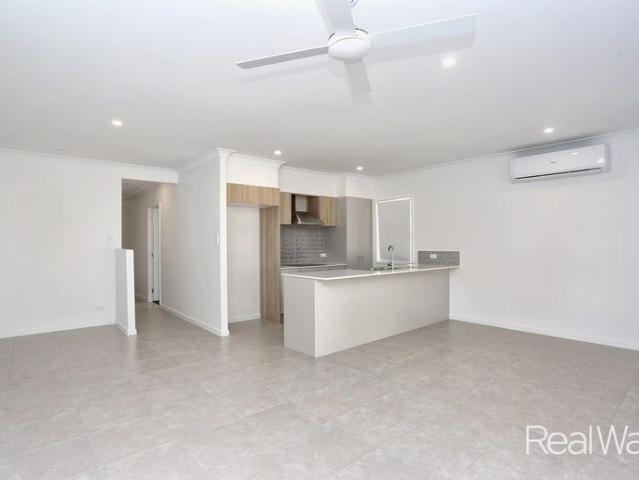 Modern, Low Maintenance Living in the Heart of Boronia Heights