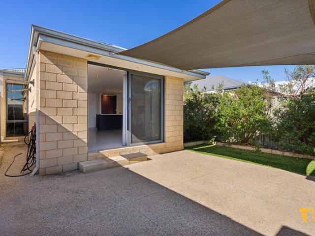 Modern & Low Maintenance Living in the Heart of Byford