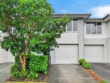 Modern, Low Maintenance Living in the Heart of Pimpama