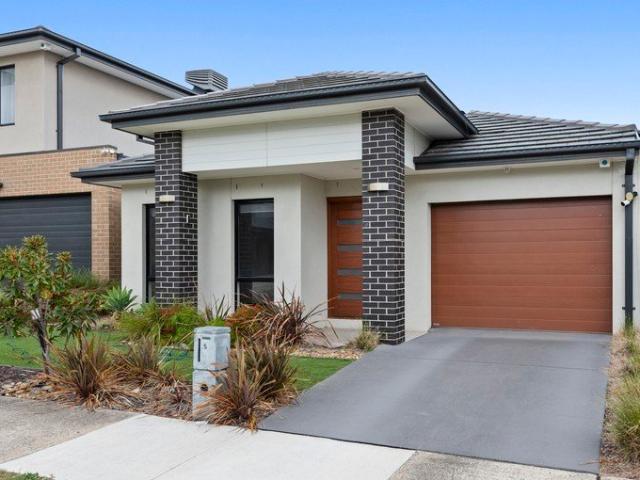 Modern, Low Maintenance Living in the Heart of Wantirna South