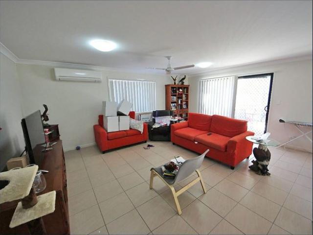 Modern, Low Maintenance Living in the Highly Sought after Sovereign Rise Estate
