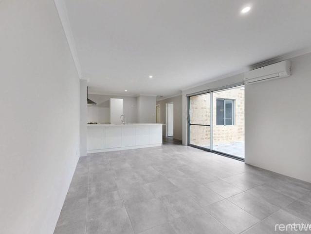 Modern, Low Maintenance Living in the Sought After Wedge Estate