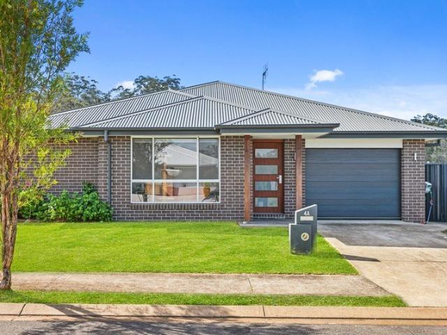 Modern, Low Maintenance Living in Thrumster
