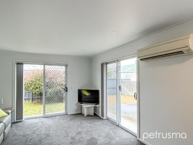 Modern, Low Maintenance Living in Warrane