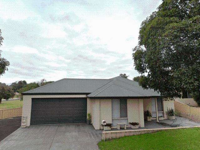 Modern, Low Maintenance Living in a Convenient Eaton Location