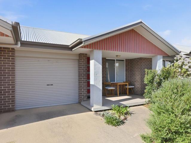 Modern, Low Maintenance Living in a Convenient Location