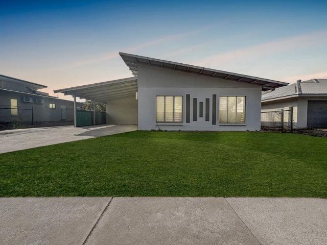 Modern Low Maintenance Living in a Convenient Location