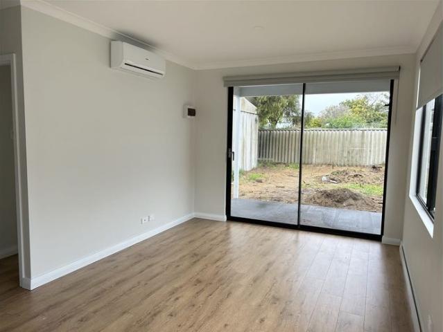 Modern, Low Maintenance Living in a Convenient Location