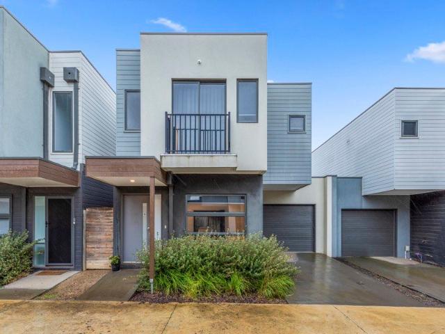 Modern, Low Maintenance Living in a Convenient Location