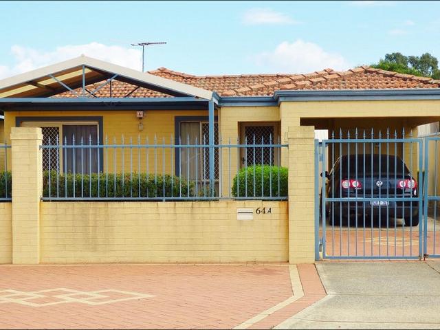 Modern, Low Maintenance Living in a Convenient Location